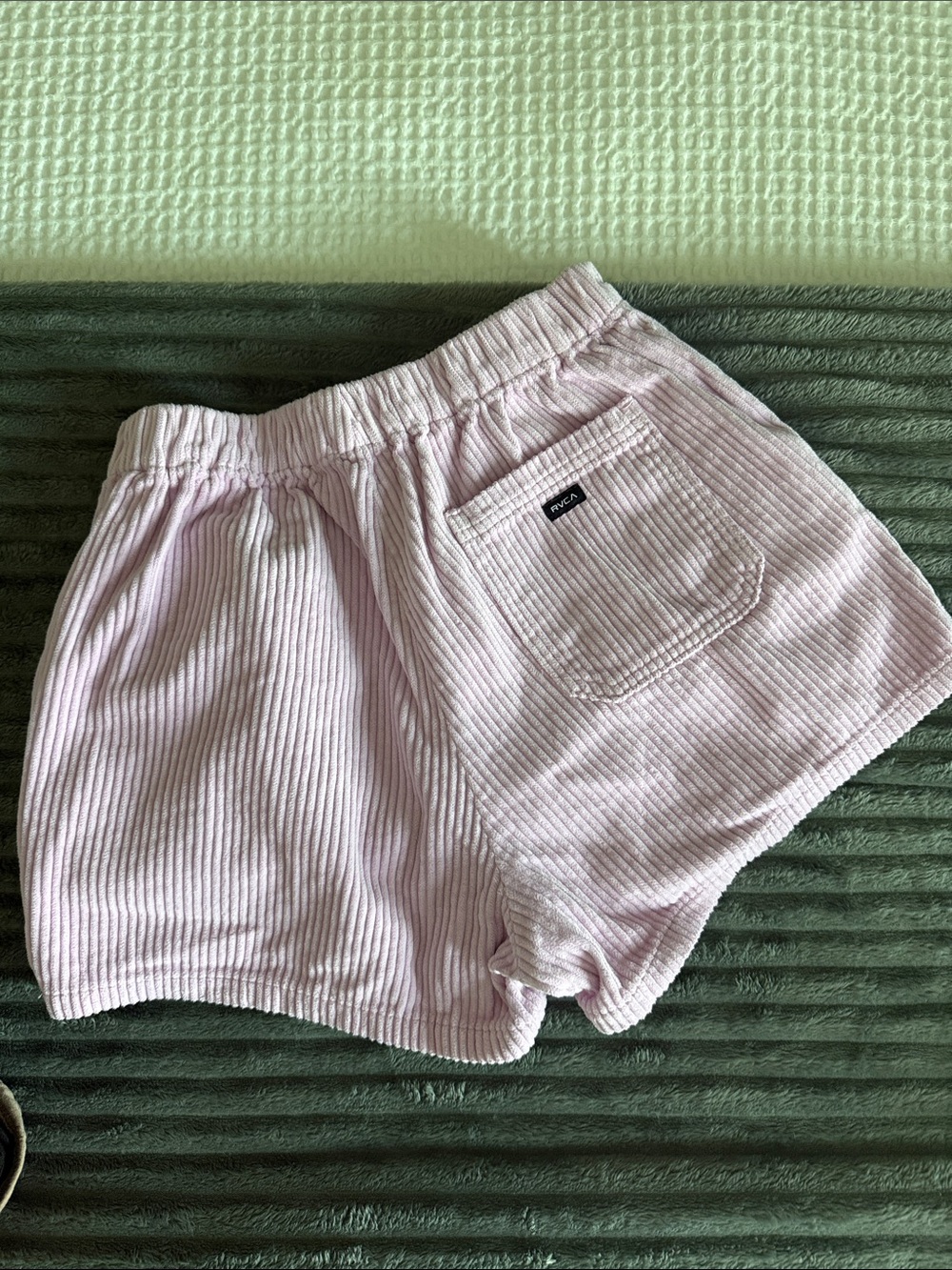 BEACH GIRL OUTFITS 4 pc. RVCA SHORTS AND JETTY CROP TOPS ALL SMALL - Picture 9 of 12
